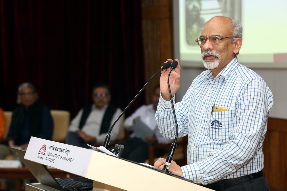 IIMB Director Prof. G. Raghuram invites Pritzker Laureate Dr Balkrishna Doshi to deliver the 46th Foundation Day lecture.