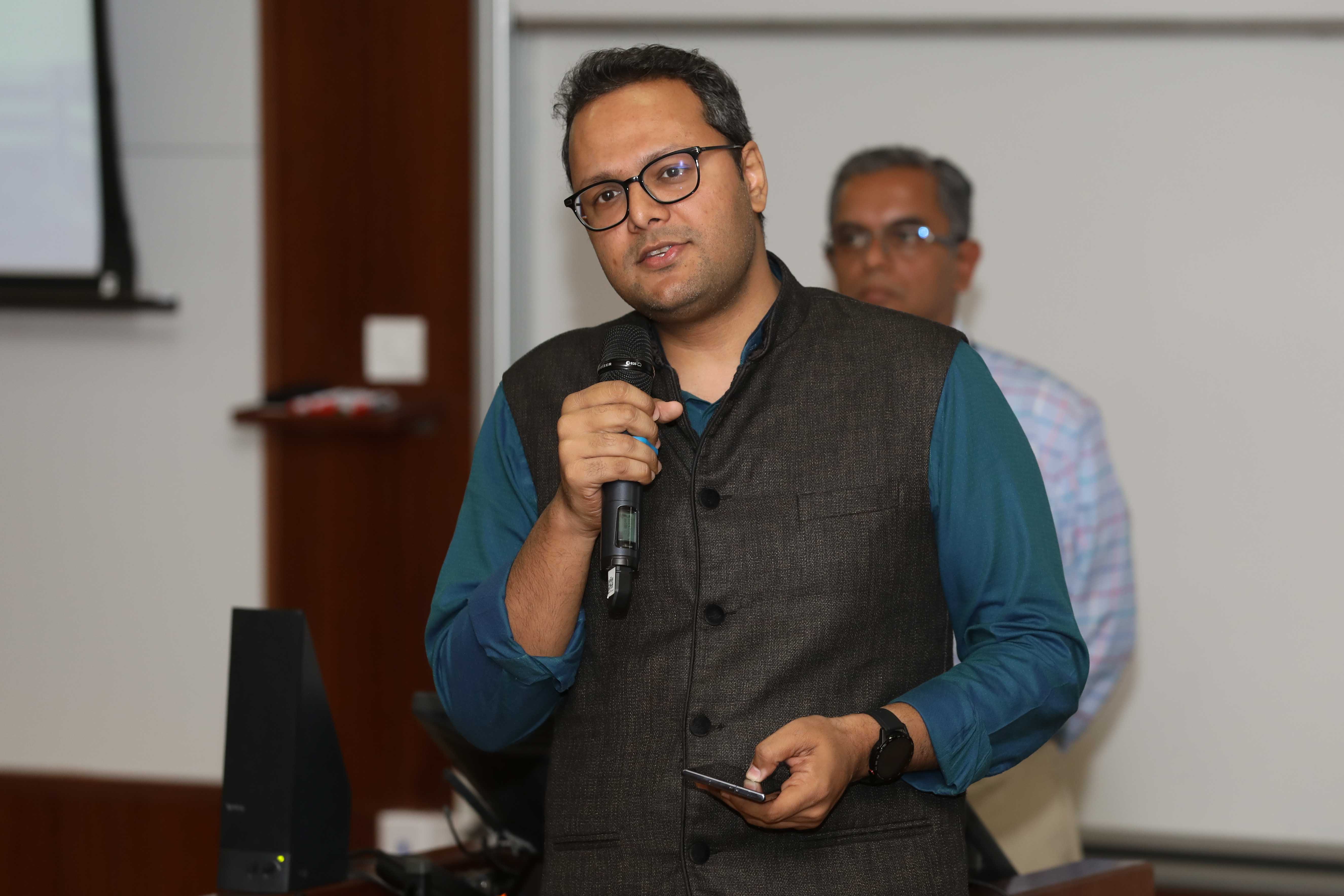 Prof. Shankhadeep Banerjee, Chairperson, Centre for Software & Information Technology Management, IIMB, invites Prof. Praveen Pathak, Robert B. Carter Professor, to speak on ‘Cryptocurrency Price Determinants and Price Efficiency’ organised by the Research and Publications Office and the Centre for Capital Markets and Risk Management at IIMB, on 25 January 2023.