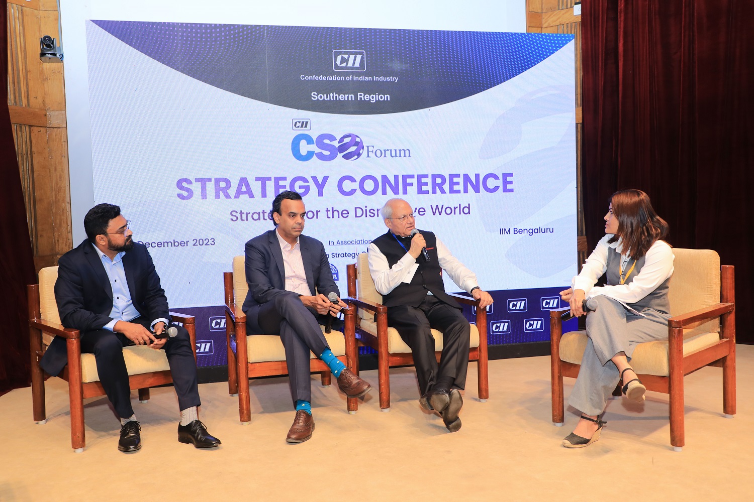 (L-R) Sairam Nair, Sandoz Global Competency Center Lead, Novartis; Kaushika Madhavan, Managing Partner & Country Head, A T Kearney; Ajai Chowdhry, Founder, HCL|Chairman, EPIC Foundation and Shilpa Ahir, Global Lead for GCC Strategy, Performance and Analytics,Sandoz Healthcare, at the panel discussion on ‘Capitalizing on global opportunities’.