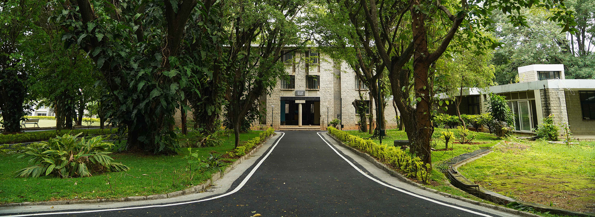 iimb building structure