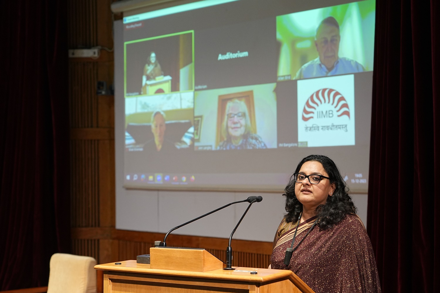 Professor Gurneeta Vasudeva Singh from the University of Minnesota spoke at the Editors Workshop. Other speakers, including Allan Bird, President of The Kozai Group, Professor Brian Silverman from the University of Toronto, and Professor Ann Langley from the Department of Management at HEC Montreal, joined virtually.