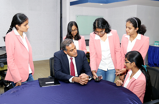 PM’s Swachh Bharat Abhiyan inspires Bangalore girls to develop waste management app