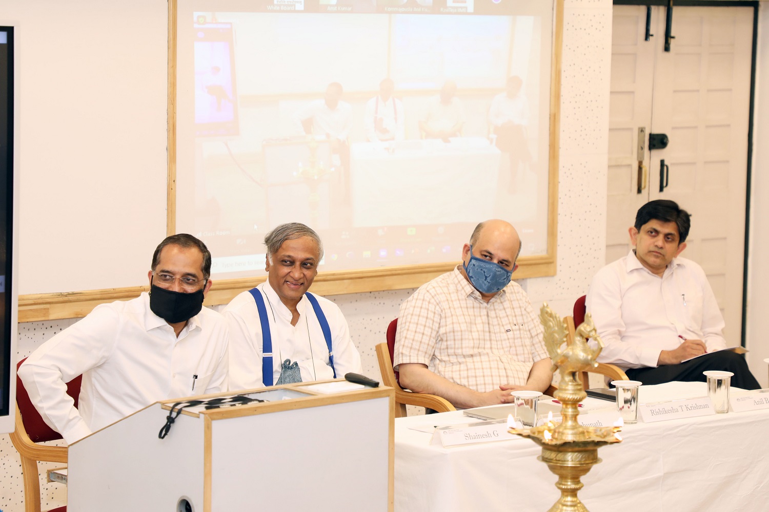 (L-R) Prof. G Shainesh, Chairperson, Executive Education Programmes, IIMB; Prof. S Raghunath, Programme Director, Independent Directors Certificate Programme & Faculty from the Strategy area; Prof. Rishikesha T Krishnan, Director, IIMB and Prof. Anil B. Suraj, Programme Director, Independent Directors Certificate Programme & Faculty from the Public Policy area, IIMB.