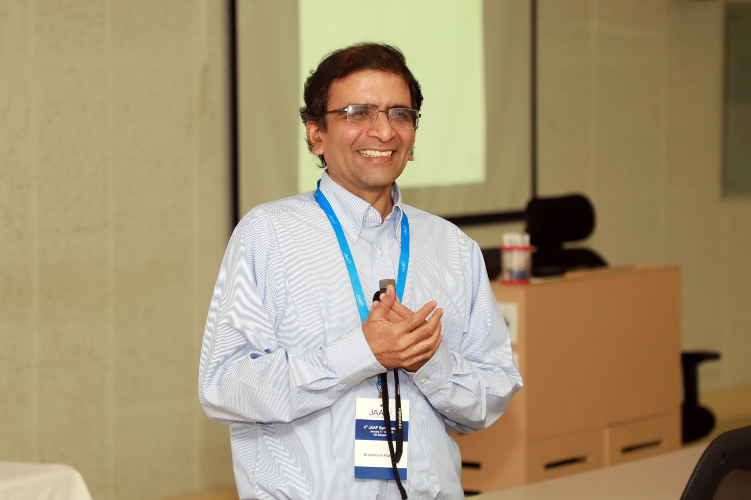 Prof. Srinivasan Rangan, from the Finance & Accounting area at IIMB, welcomes participants to the 4th JAAF Symposium at IIMB while introducing them to the purpose and aim of the conference.