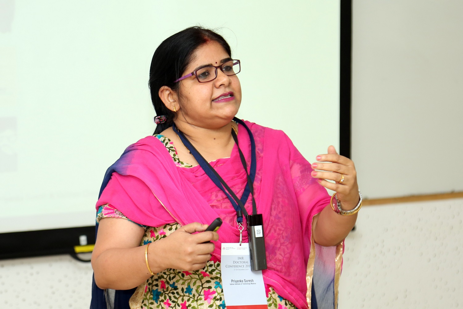 Priyanka Suresh, IIT Madras, presents her paper titled, ‘Service Recovery on Social Media – Containing the Customer Outpour of Emotions in Double Deviation Cases’, at the conference.