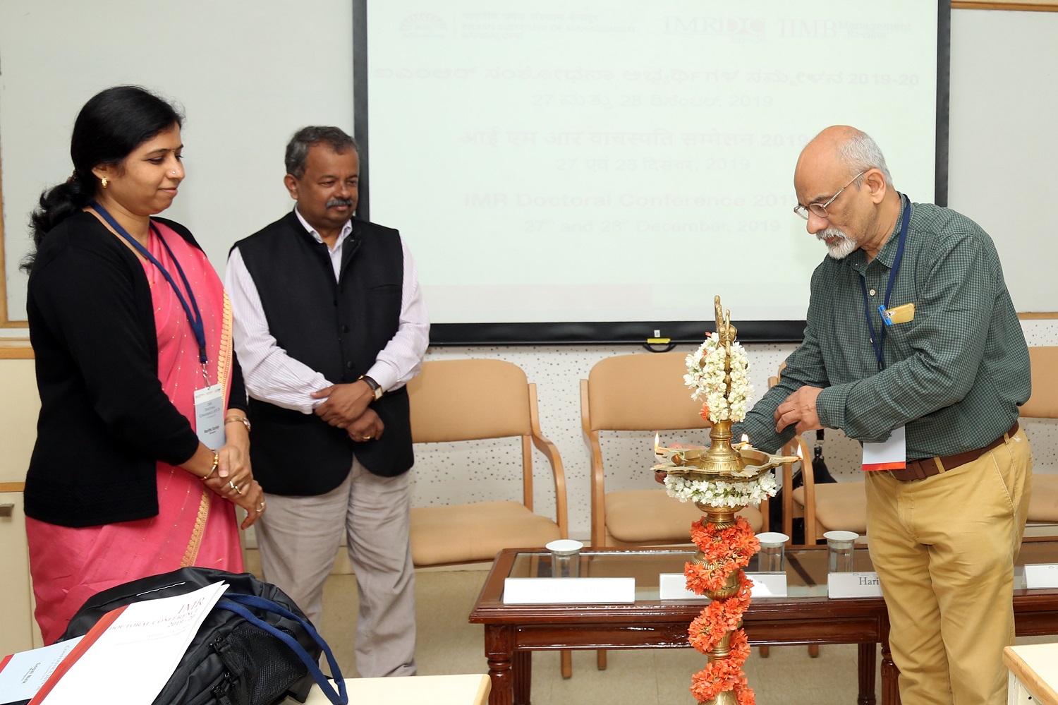 Prof. G Raghuram, Director, IIMB, inaugurates the IMR Doctoral Conference by lighting the lamp on December 27, 2019.